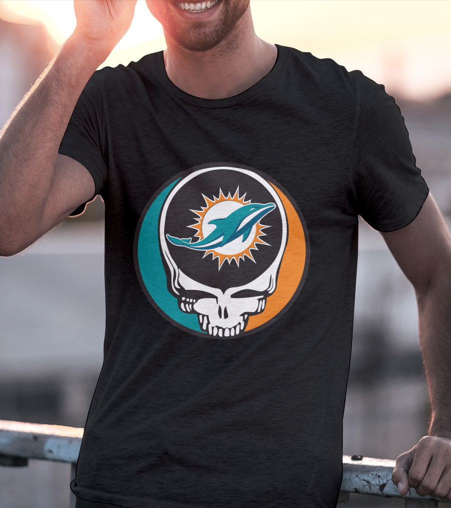 Grateful Dead Skull With Miami Dolphins Logo Fusion For Fans T-Shirt