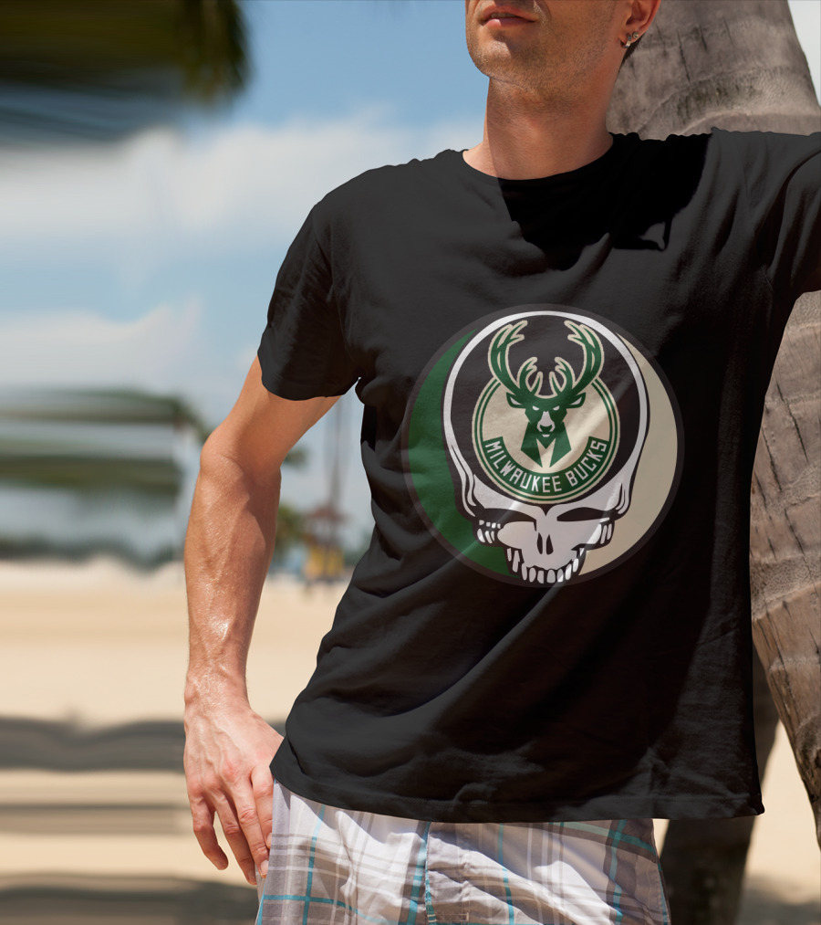 Milwaukee Bucks Grateful Dead Skull Logo Fusion T-Shirt