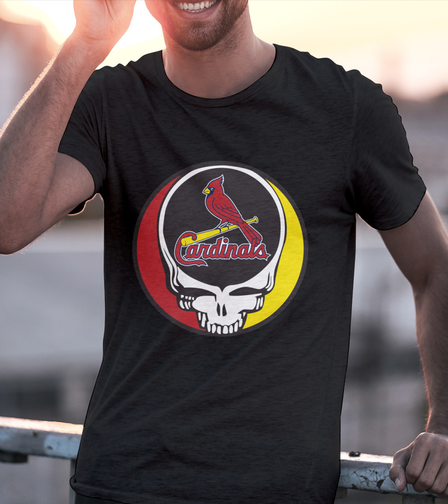 Grateful Dead Skull Design With St. Louis Cardinals Logo For Fans T-Shirt