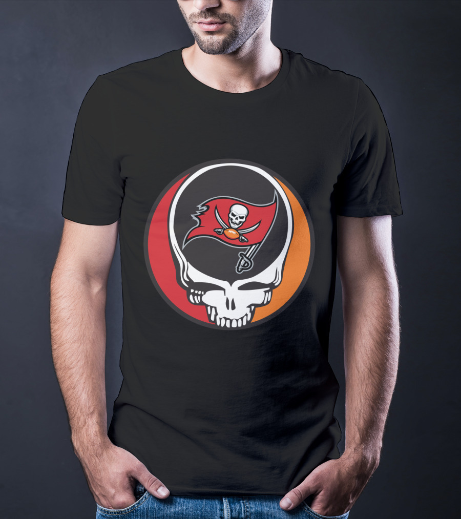 Grateful Dead Skull With Tampa Bay Buccaneers Flag T-Shirt