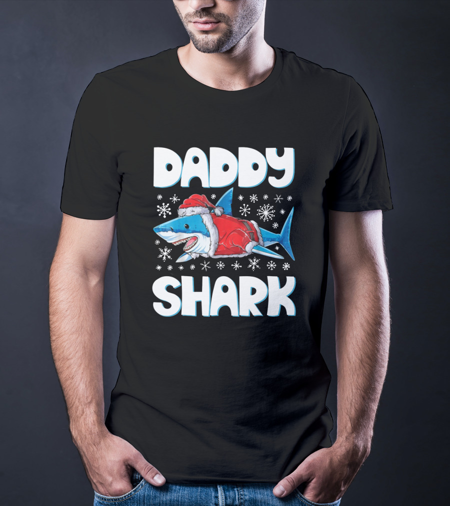 Daddy Shark Santa Hat Snowflakes Christmas T-Shirt
