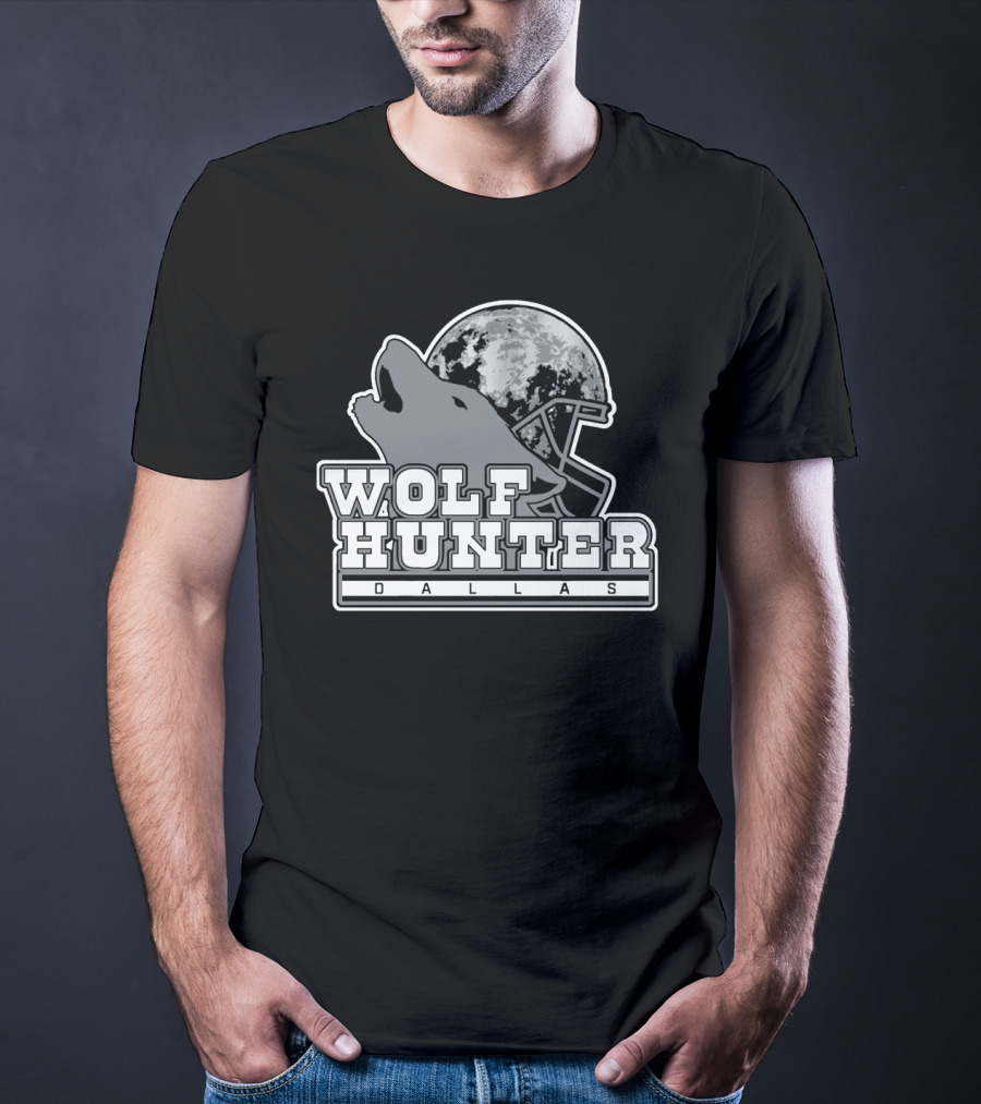 Dallas Wolf Hunter Full Moon Football Howl T-Shirt