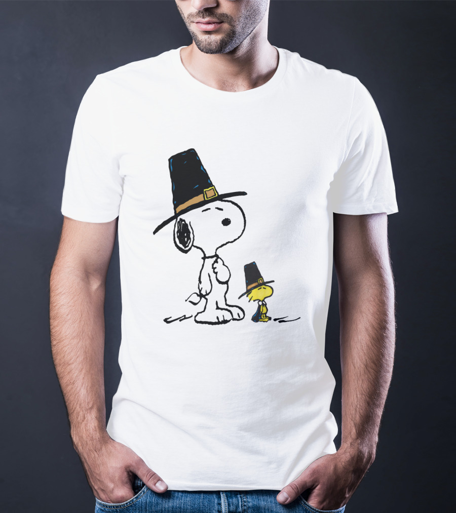 Peanuts Funny Snoopy Woodstock Thanksgiving Pilgrim Hat T-Shirt