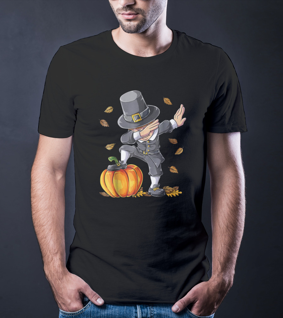 Pilgrim Dabbing On Pumpkin With Falling Autumn Leaves T-Shirt