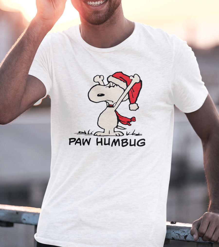 Snoopy Paw Humbug Christmas Santa Hat T-Shirt