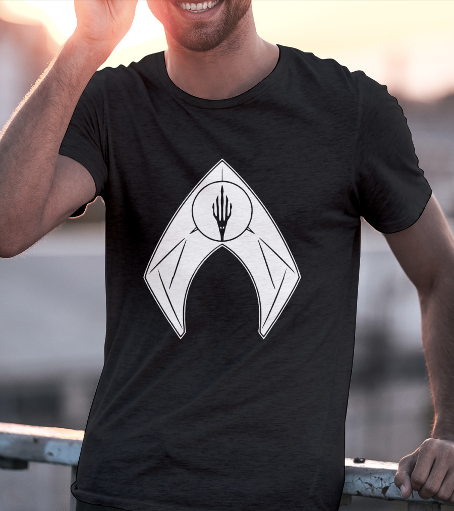 Aquaman Trident Symbol Superhero Icon T-Shirt