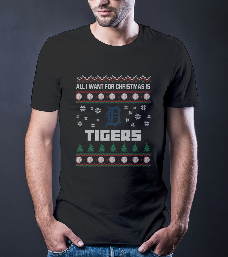 All I Want For Christmas Is Detroit Tigers Snowflakes Baseball Ornaments T-Shirt