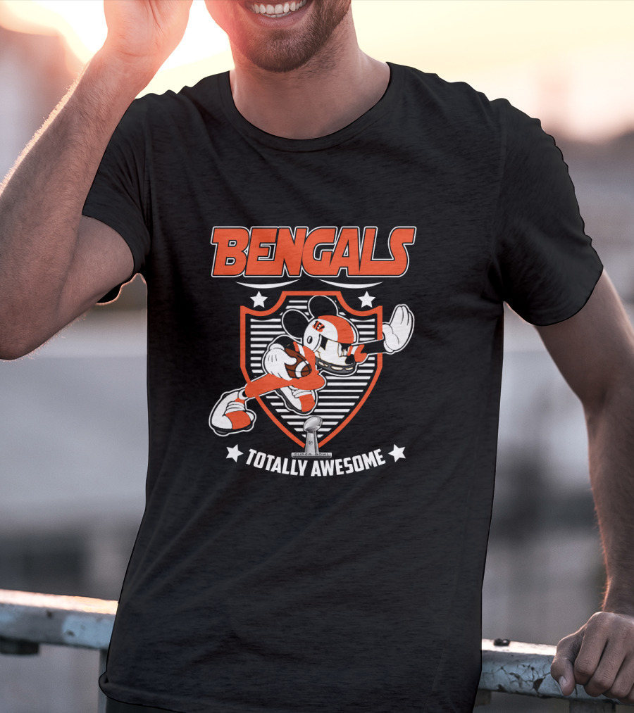Bengals Totally Awesome Football Mouse Fans T-Shirt