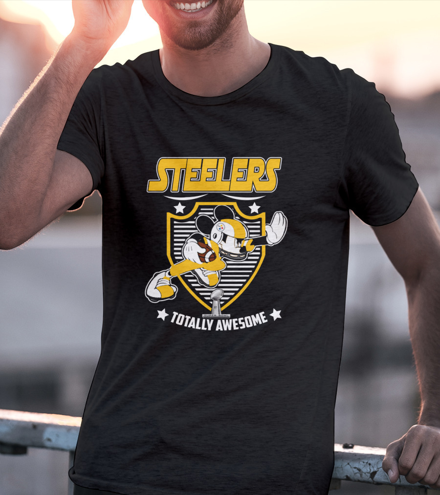 Steelers Totally Awesome Mickey Fans Running Football Theme T-Shirt