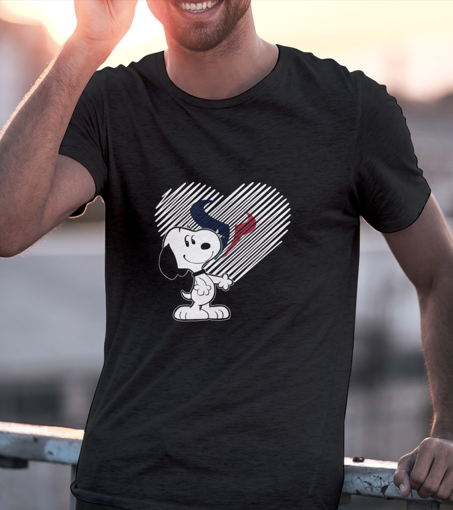Snoopy Loves Houston Texans Heart Design For Fans T-Shirt