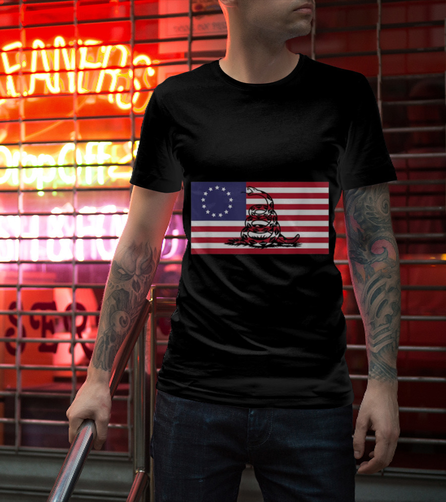 Betsy Ross Flag Combined With Gadsden Snake Icon 13 Star Colonial American Symbolism T-Shirt
