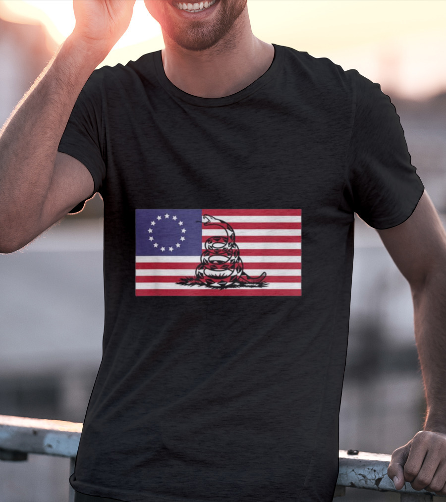 Betsy Ross Flag Combined With Gadsden Snake Icon 13 Star Colonial American Symbolism T-Shirt