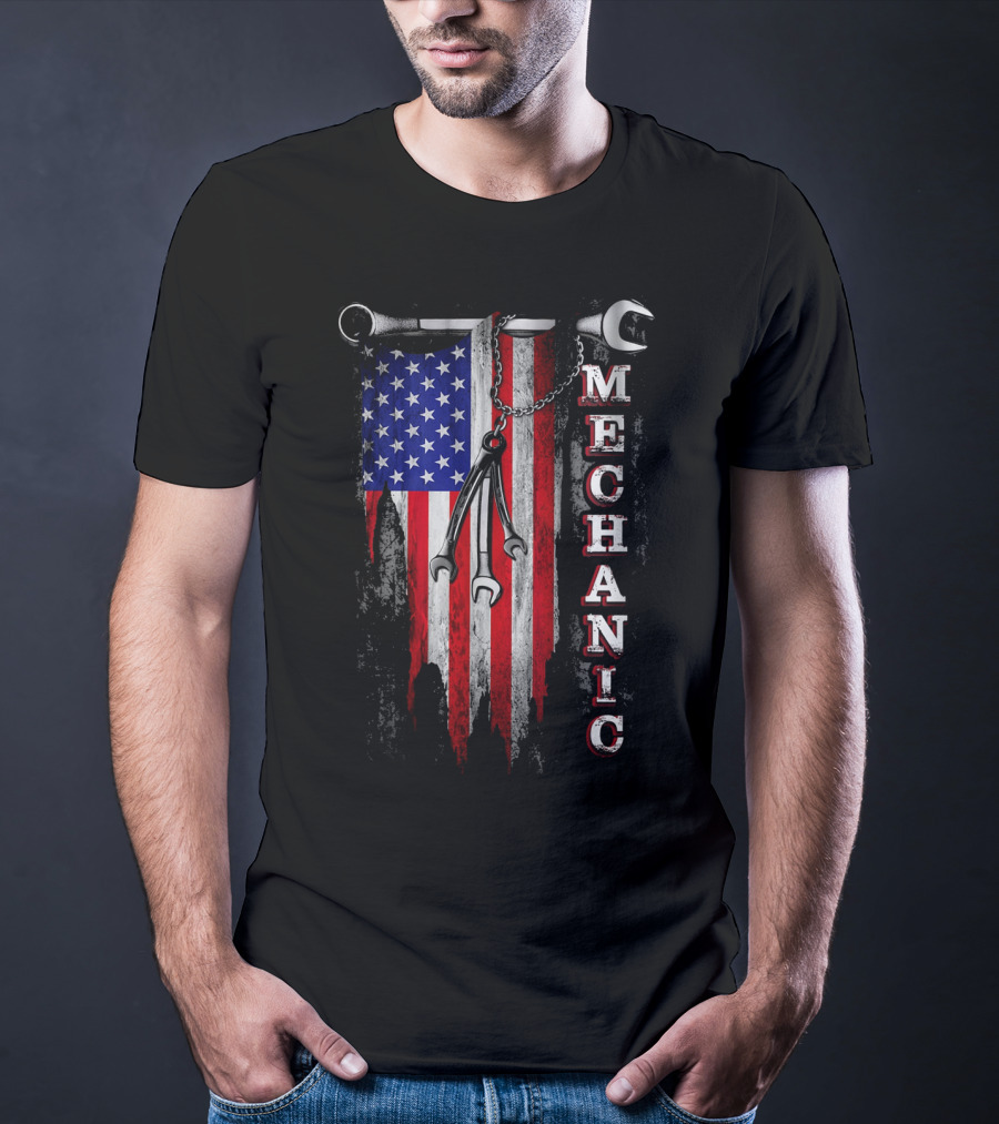 Mechanic American Flag Wrenches Chains USA T-Shirt