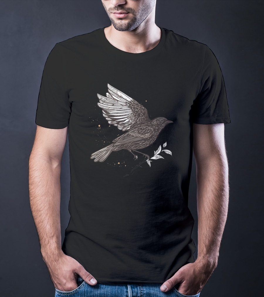 Blackbird Outline Detailed Bird T-Shirt