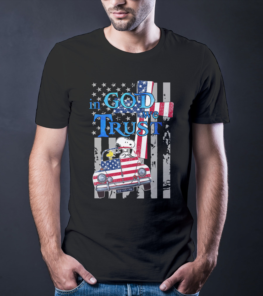 In God We Trust Snoopy Woodstock American Flag Car Patriot T-Shirt