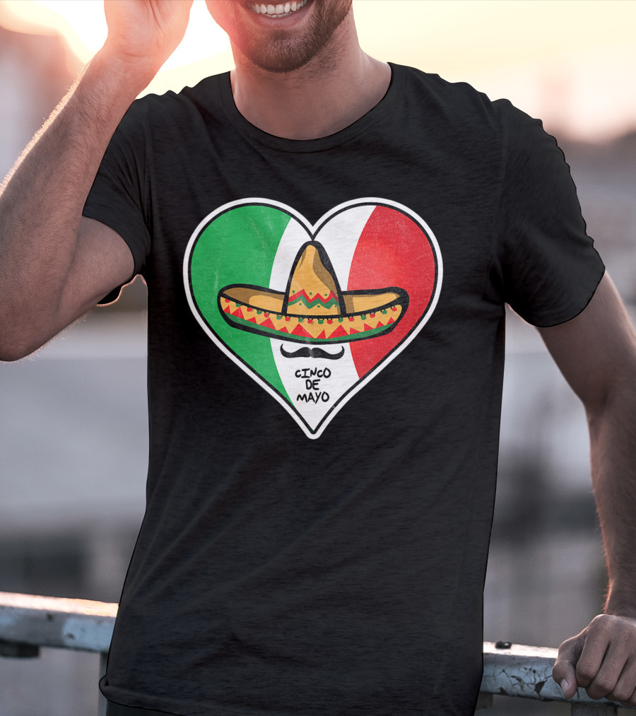 Cinco De Mayo Vintage Sombrero Heart Mexican Flag T-Shirt