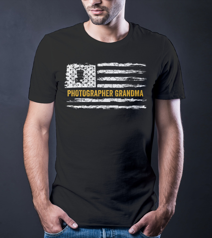 Photographer Grandma Vintage USA Flag Photography T-Shirt
