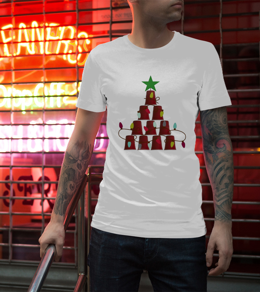 Red Cup Stacked Christmas Tree With Lights And Star Topper T-Shirt