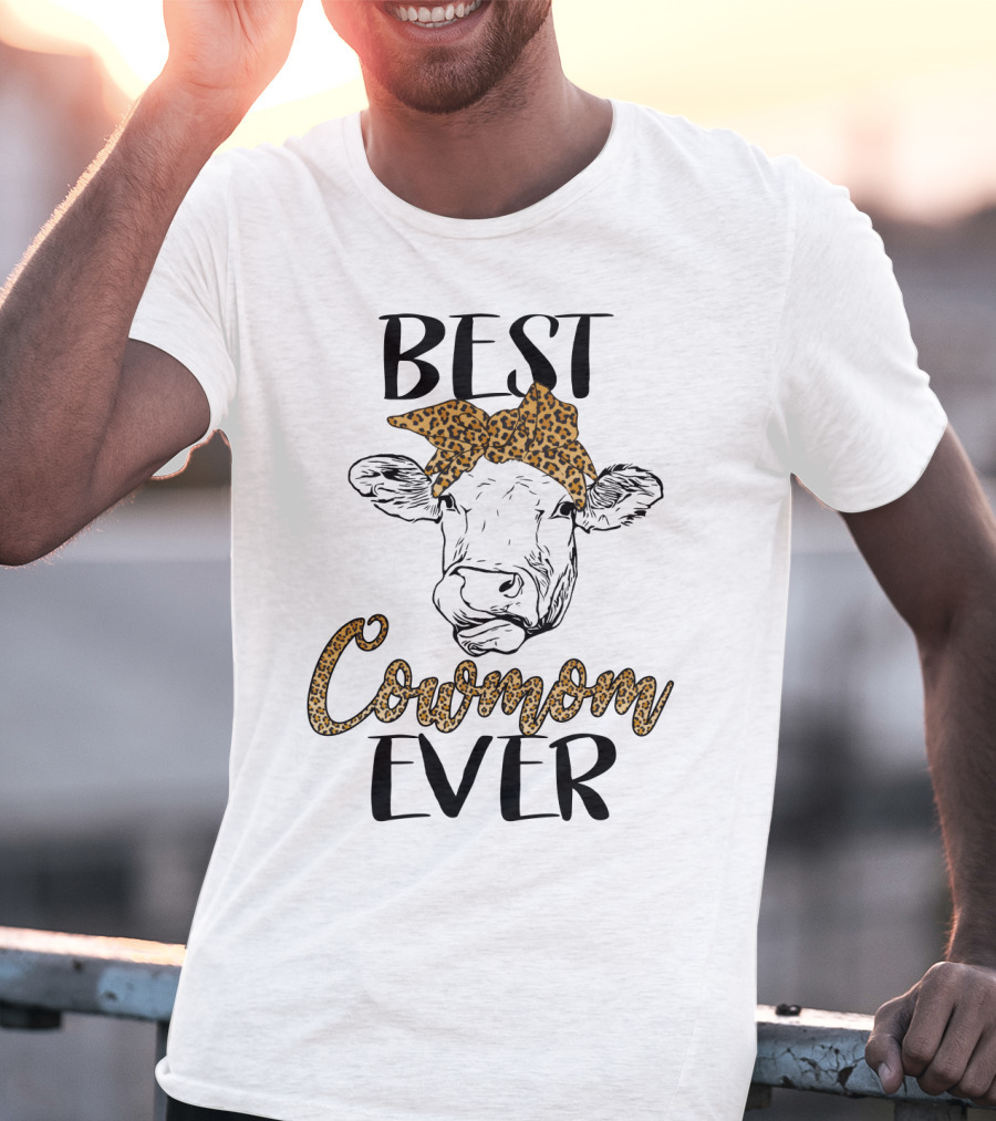 Best Cowmom Ever Leopard Bandana Cow T-Shirt