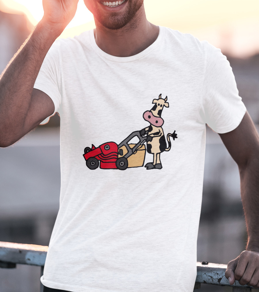 Funny Cow Mowing Grass Cartoon With Red Lawn Mower T-Shirt