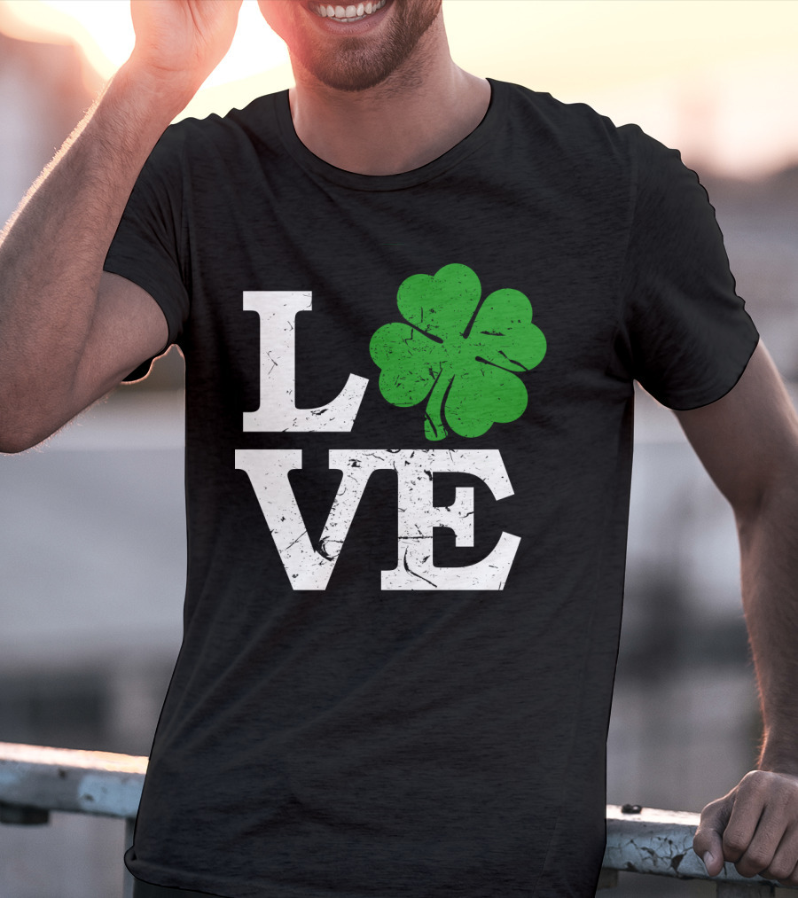 St. Patrick's Day Love With Shamrock T-Shirt