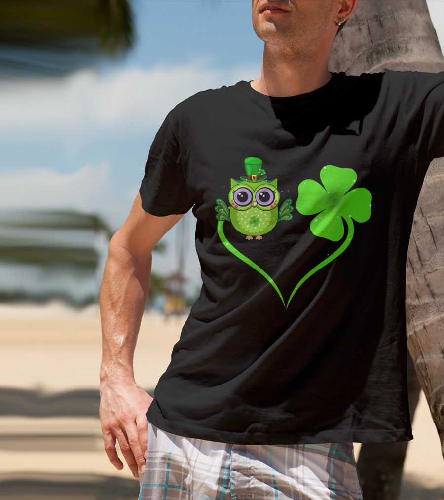 Owl Lover Clover Shamrocks Love Luck T-Shirt
