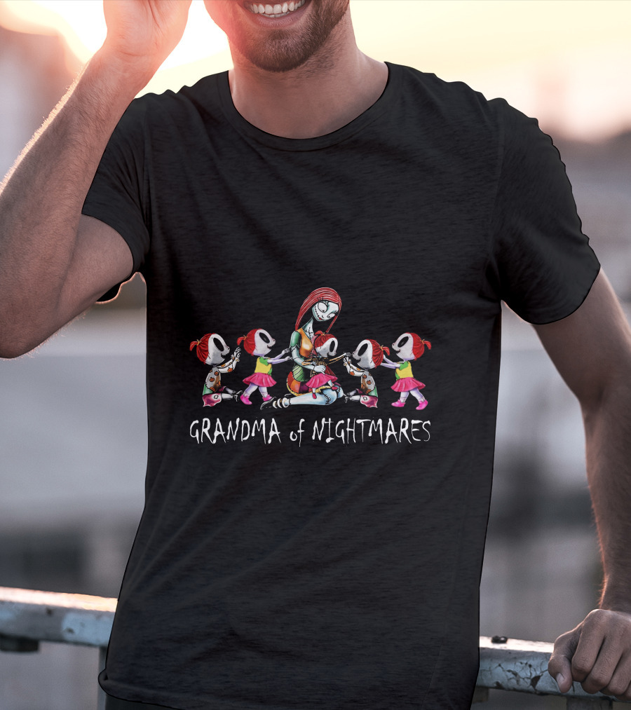 5 Girls Grandma Of Nightmares Halloween-Themed T-Shirt