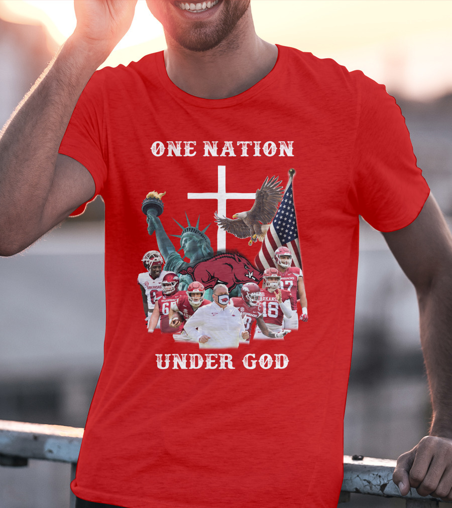 ONE NATION UNDER GOD Arkansas Razorbacks Football Liberty Statue Eagle Flag T-Shirt