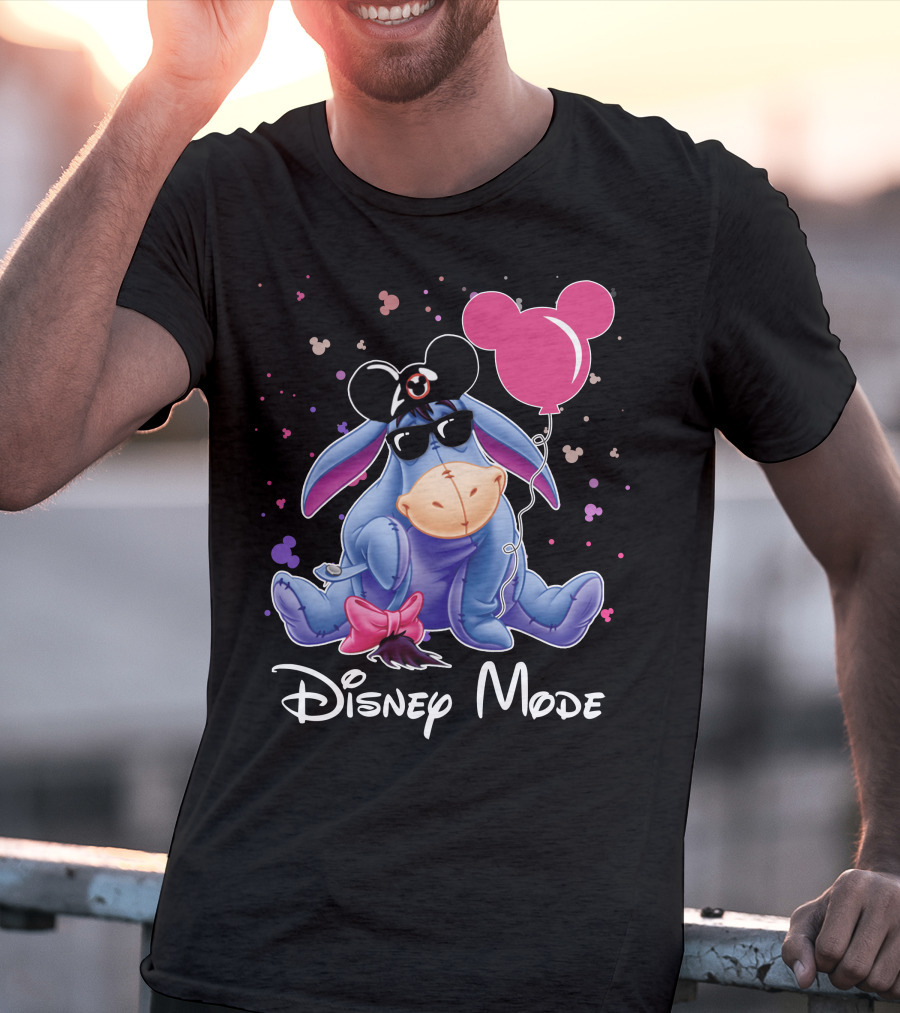 Disney Mode Eeyore With Mickey Balloon And Sunglasses T-Shirt