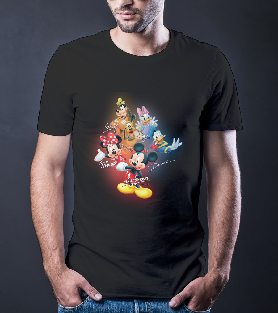 Mickey Mouse Minnie Pluto Goofy Daisy Donald Signatures T-Shirt