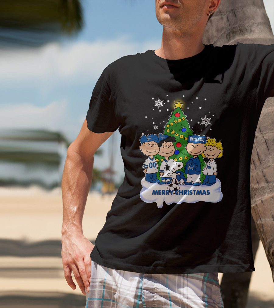 Hertha BSC Peanuts Merry Christmas Tree Scene T-Shirt