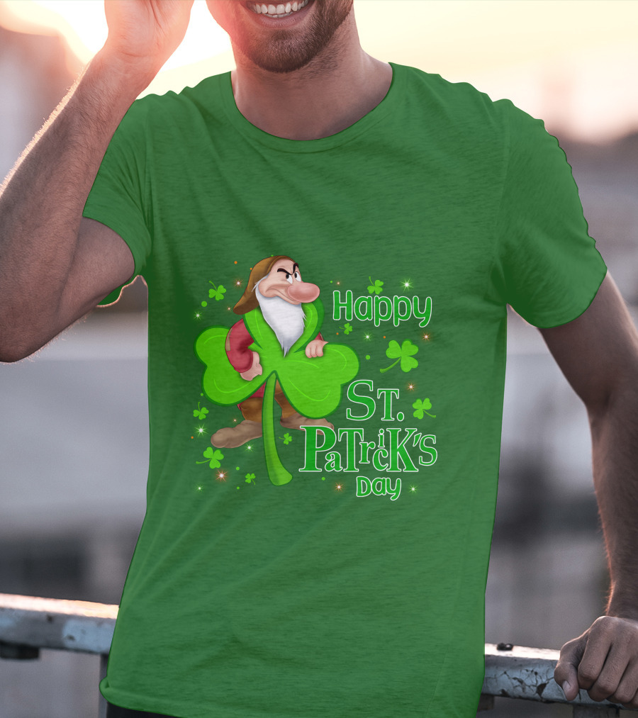 Happy St. Patrick's Day Grumpy Dwarf With Clover And Shamrocks T-Shirt