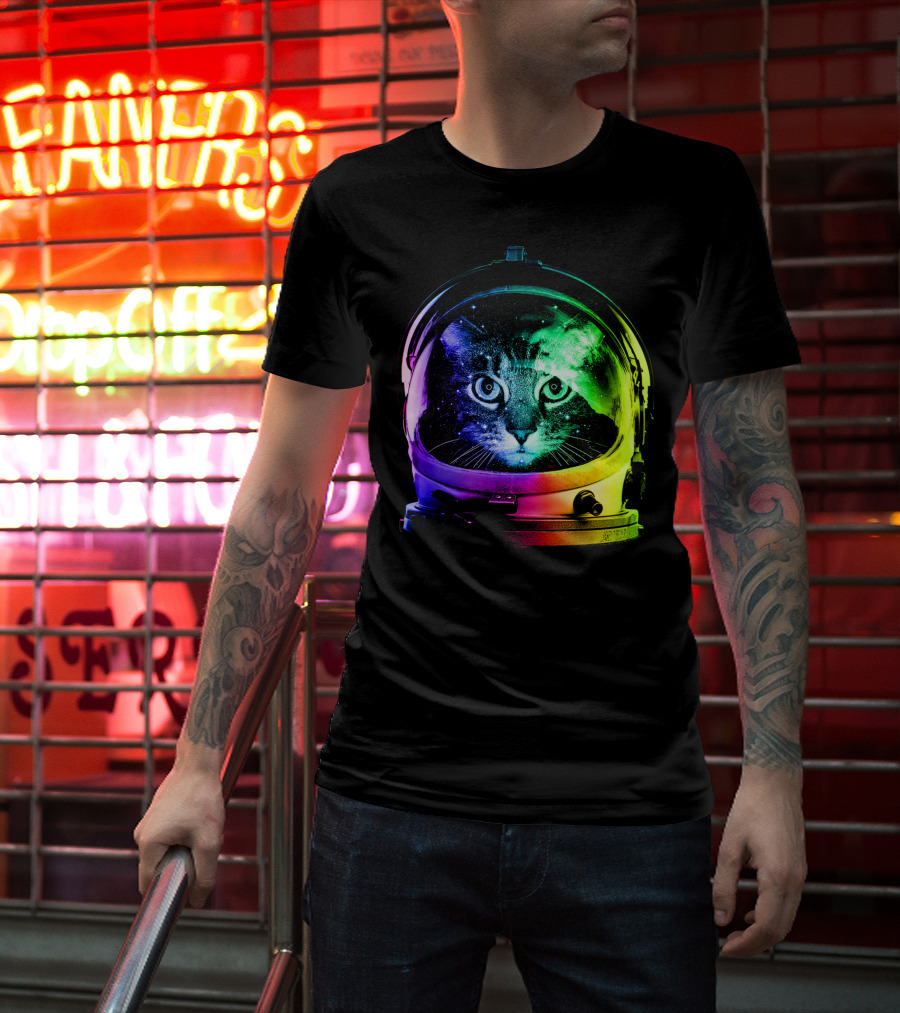 Astronaut Cat Classic Funny Cat In Space Helmet With Rainbow Glow T-Shirt