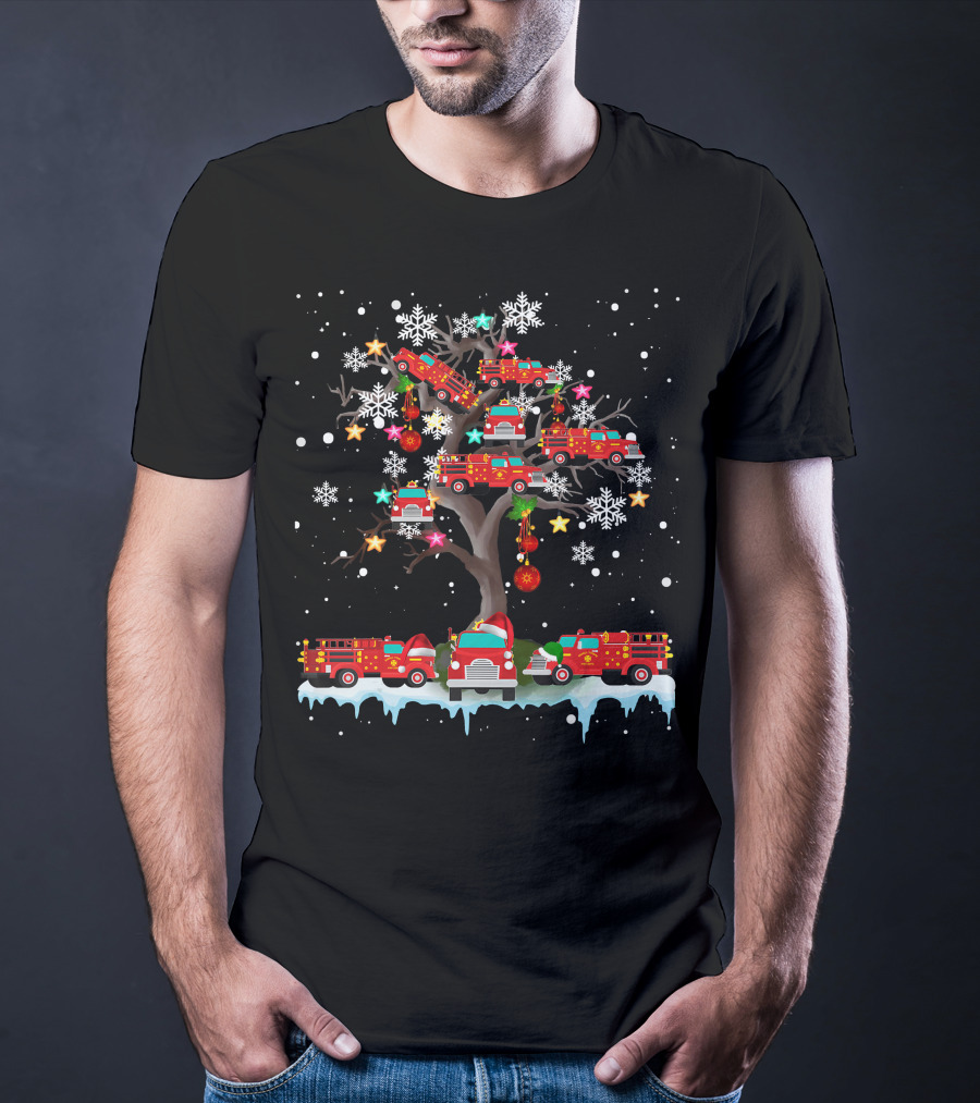Christmas Fire Truck On Tree With Santa Firefighter Lover Snowflakes And Ornaments T-Shirt
