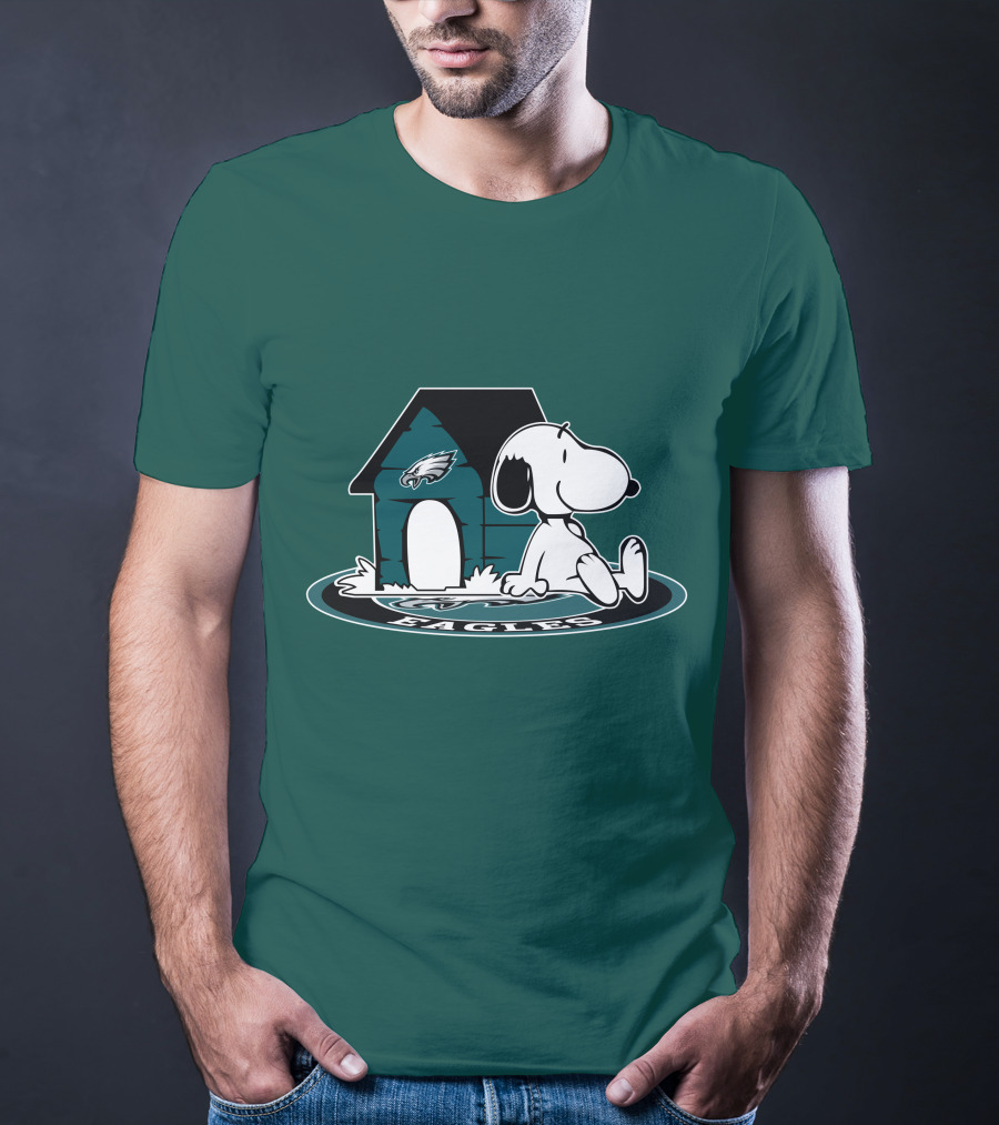 Philadelphia Eagles Snoopy Now And Forever Football Fan T-Shirt