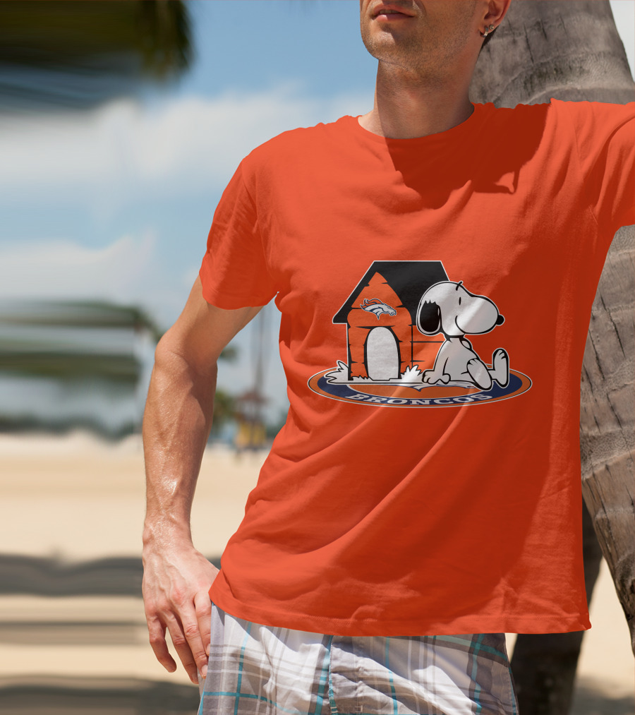 Denver Broncos Snoopy Fan Forever T-Shirt