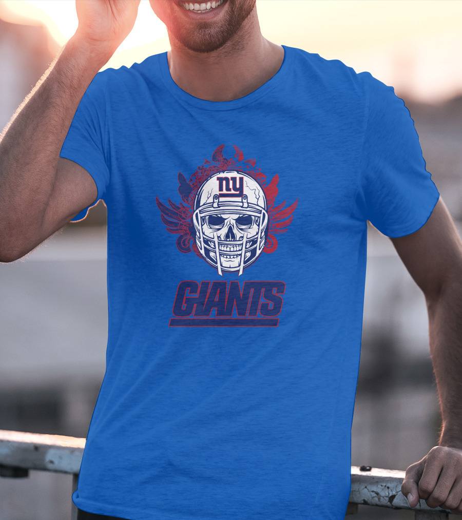 New York Giants Skull Helmet T-Shirt
