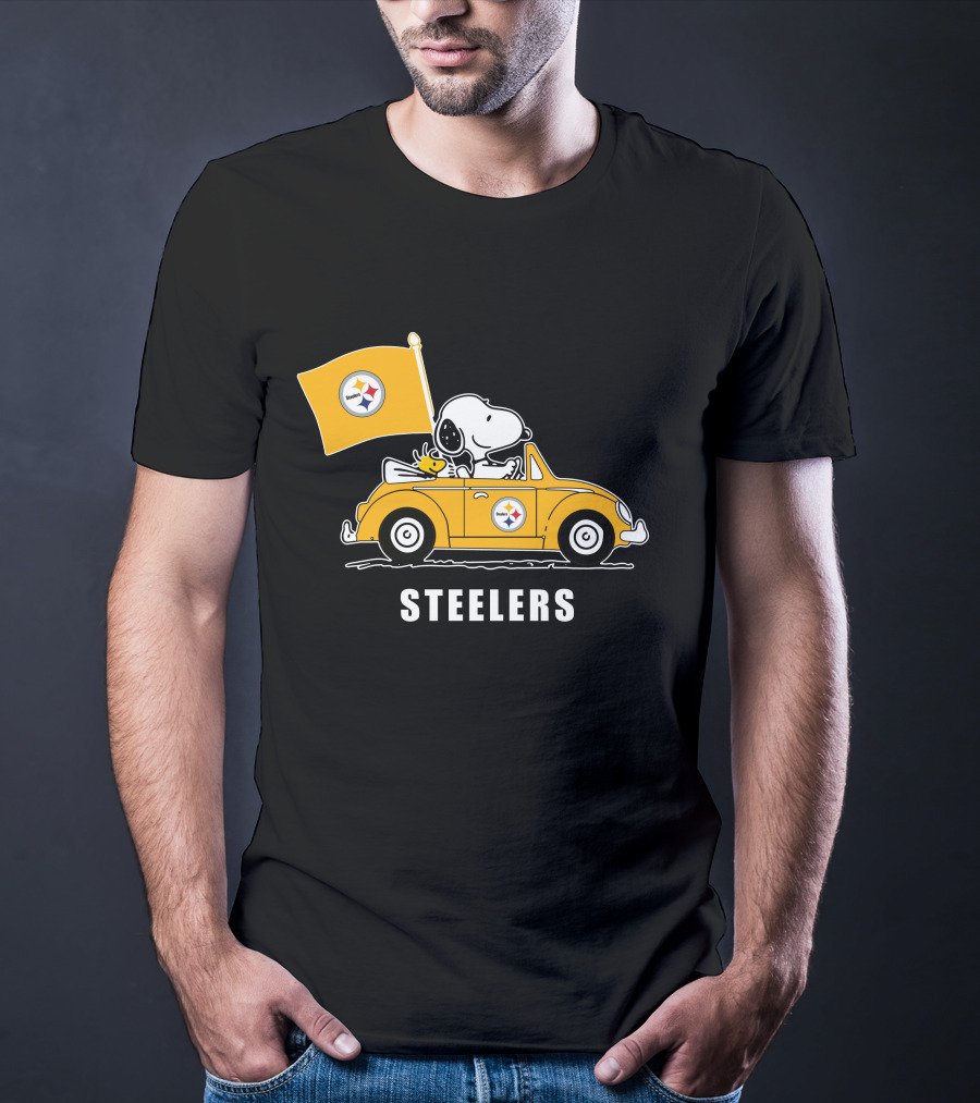 Pittsburgh Steelers Snoopy Driving Yellow Car With Flag T-Shirt