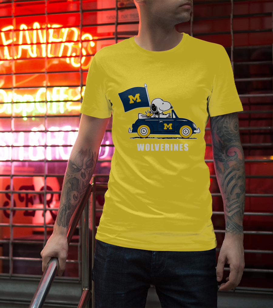 Michigan Wolverines Snoopy Driving With Flag T-Shirt