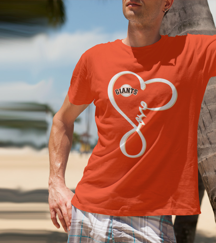 San Francisco Giants Love Heart Script T-Shirt