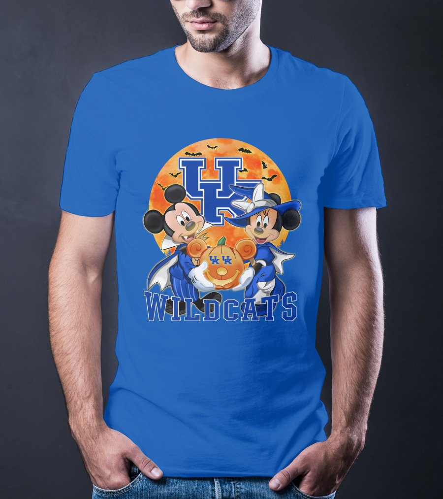 Kentucky Wildcats Mickey Mouse Minnie Mouse Halloween Moon Pumpkin T-Shirt