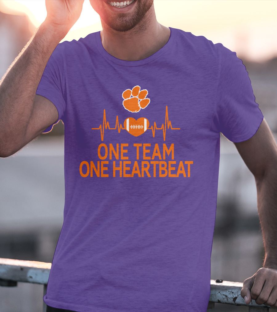 Clemson Tigers One Team One Heartbeat Football Paw Print Heartbeat T-Shirt