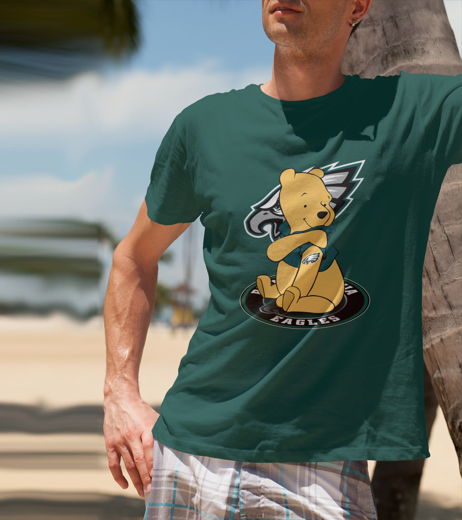 Philadelphia Eagles Winnie The Pooh Sitting In Front Of Team T-Shirt