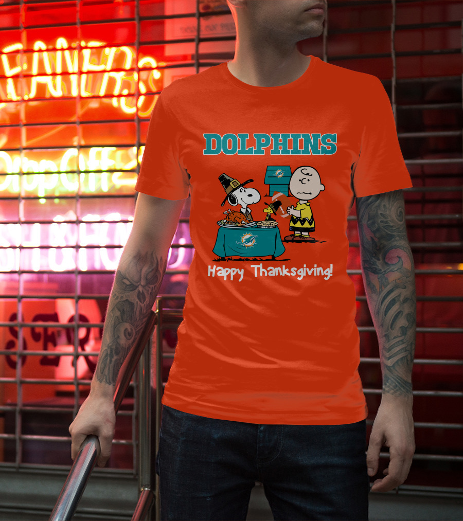 Dolphins Snoopy Charlie Brown Happy Thanksgiving Miami T-Shirt