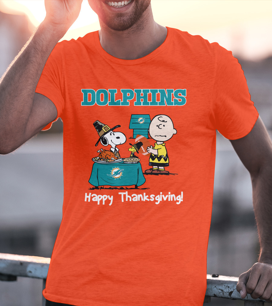Dolphins Snoopy Charlie Brown Happy Thanksgiving Miami T-Shirt