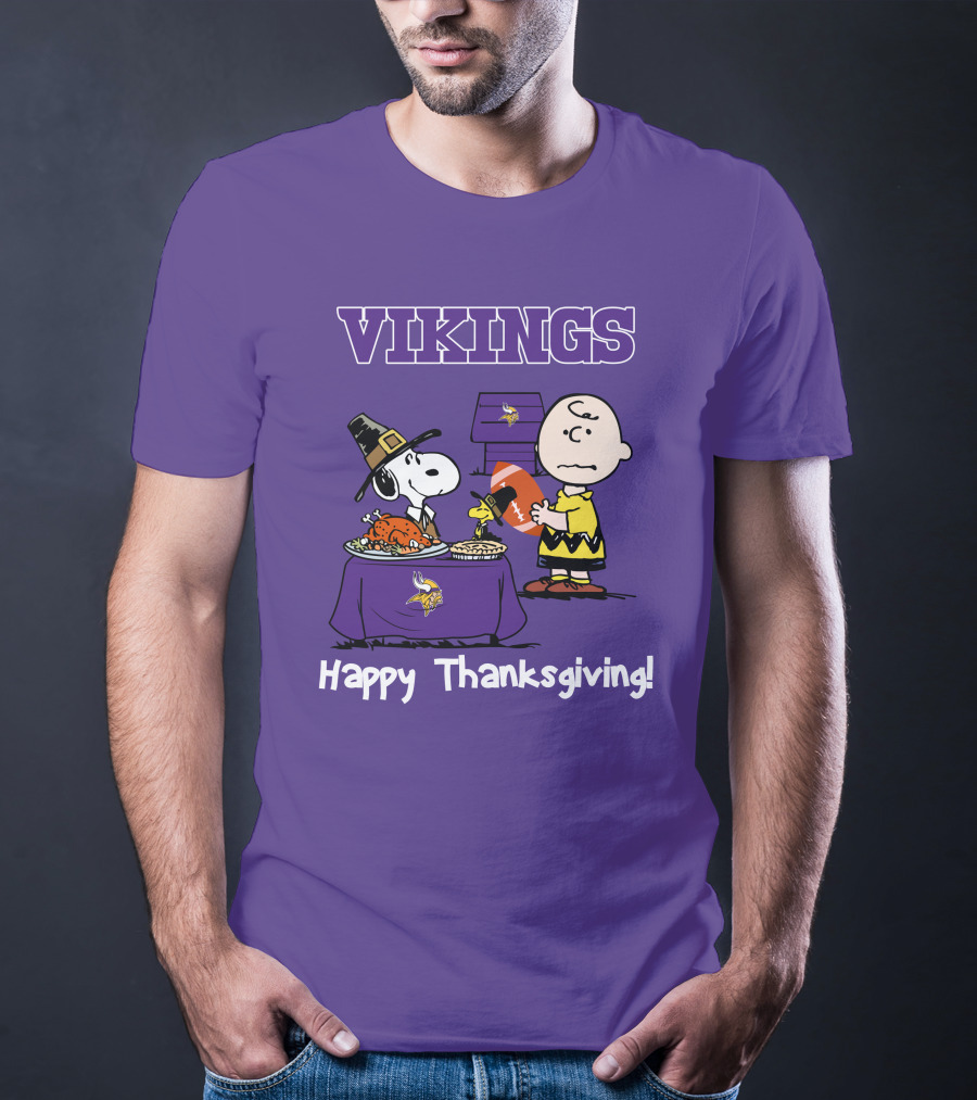 Vikings Snoopy Charlie Brown Thanksgiving Football Minnesota T-Shirt