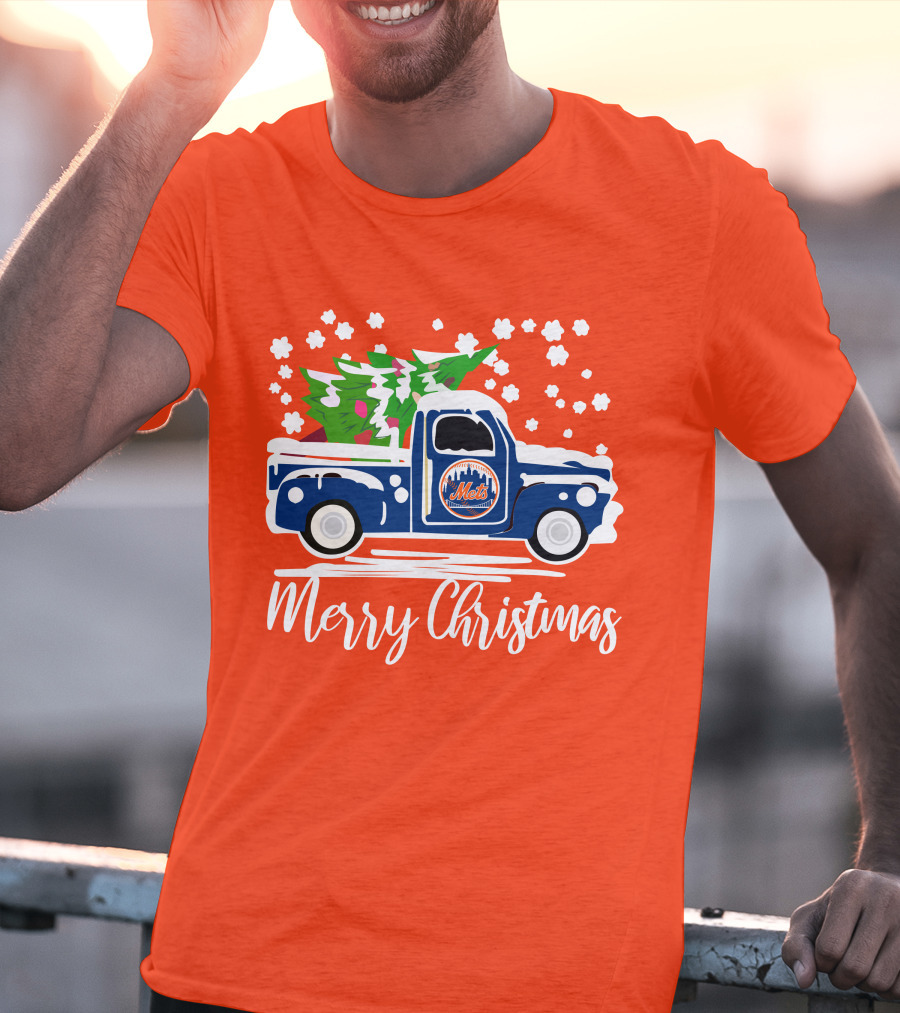 New York Mets Vintage Truck Merry Christmas Snowflakes T-Shirt