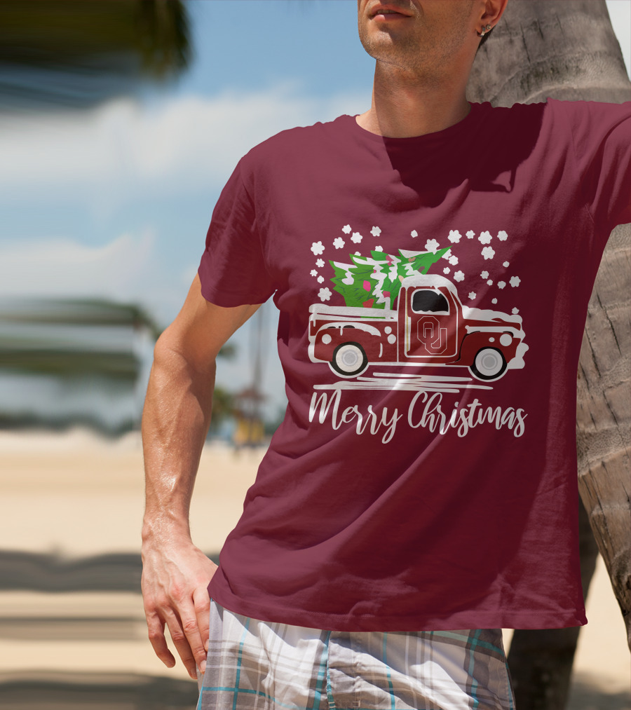 Merry Christmas Oklahoma Sooners Vintage Truck With Tree T-Shirt