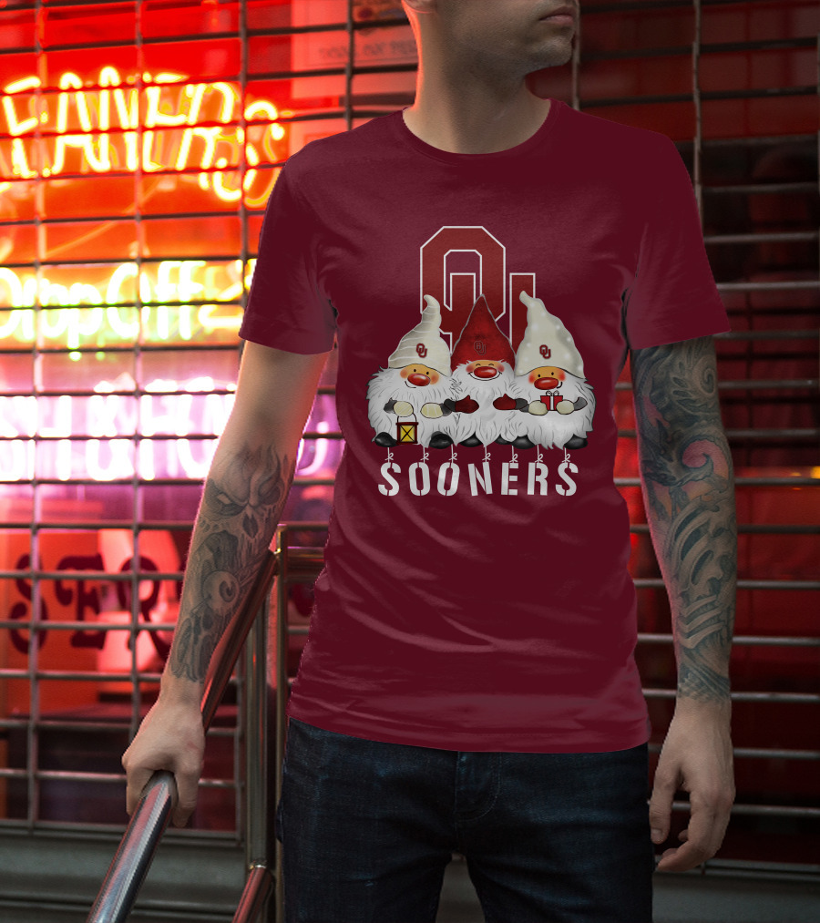 Oklahoma Sooners Christmas Gnomes Happy Holidays T-Shirt