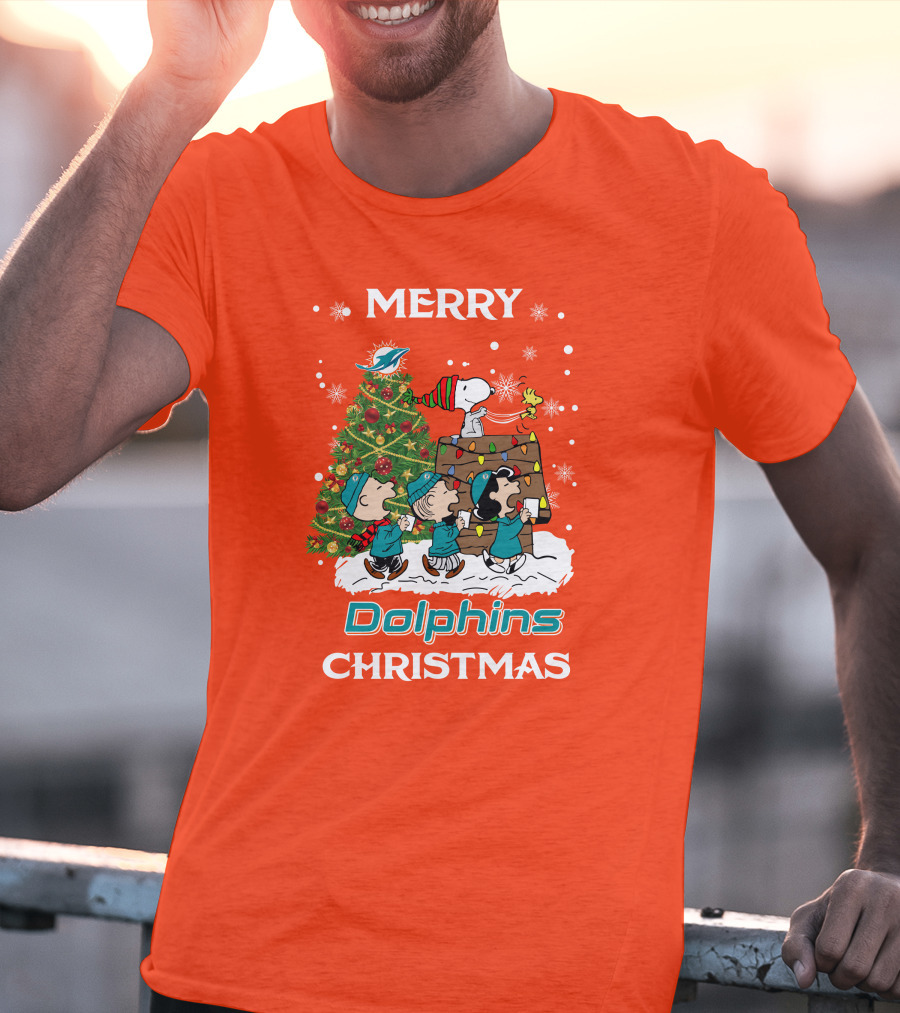 Merry Dolphins Christmas Peanuts Characters With Tree Miami T-Shirt